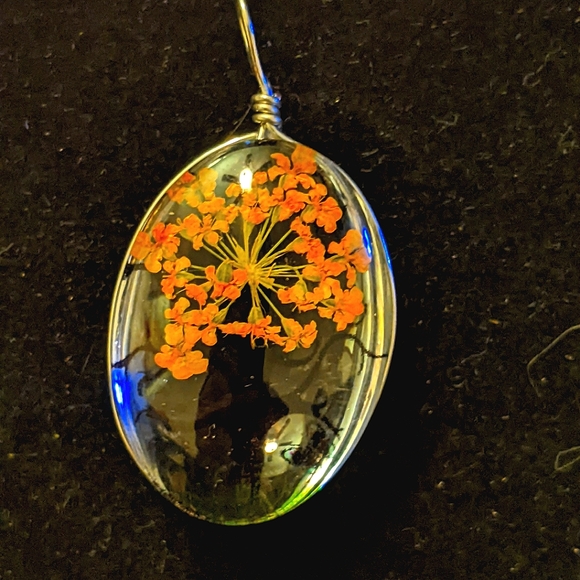 Pendants - Picture 2 of 10